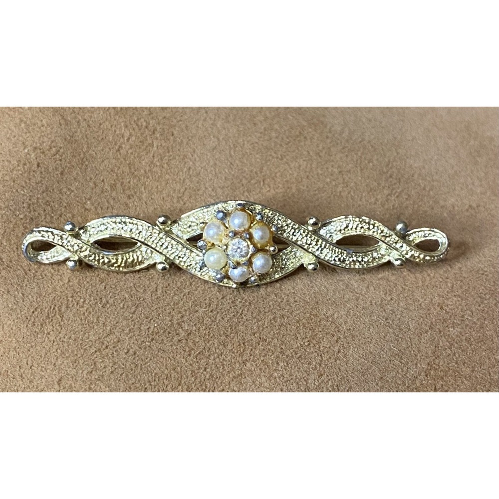 VNTG Simply Elegant Twist Bar By Emmons Faux Pearl Crystal GoldTone Brooch